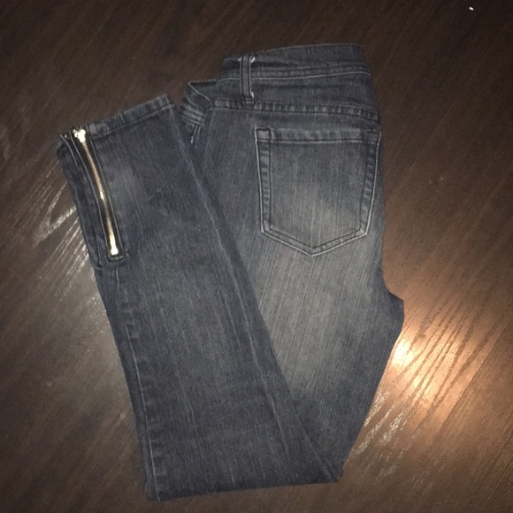 Forever 21 Denim - Forever 21 denim size 29 jeans inseam 28 inches